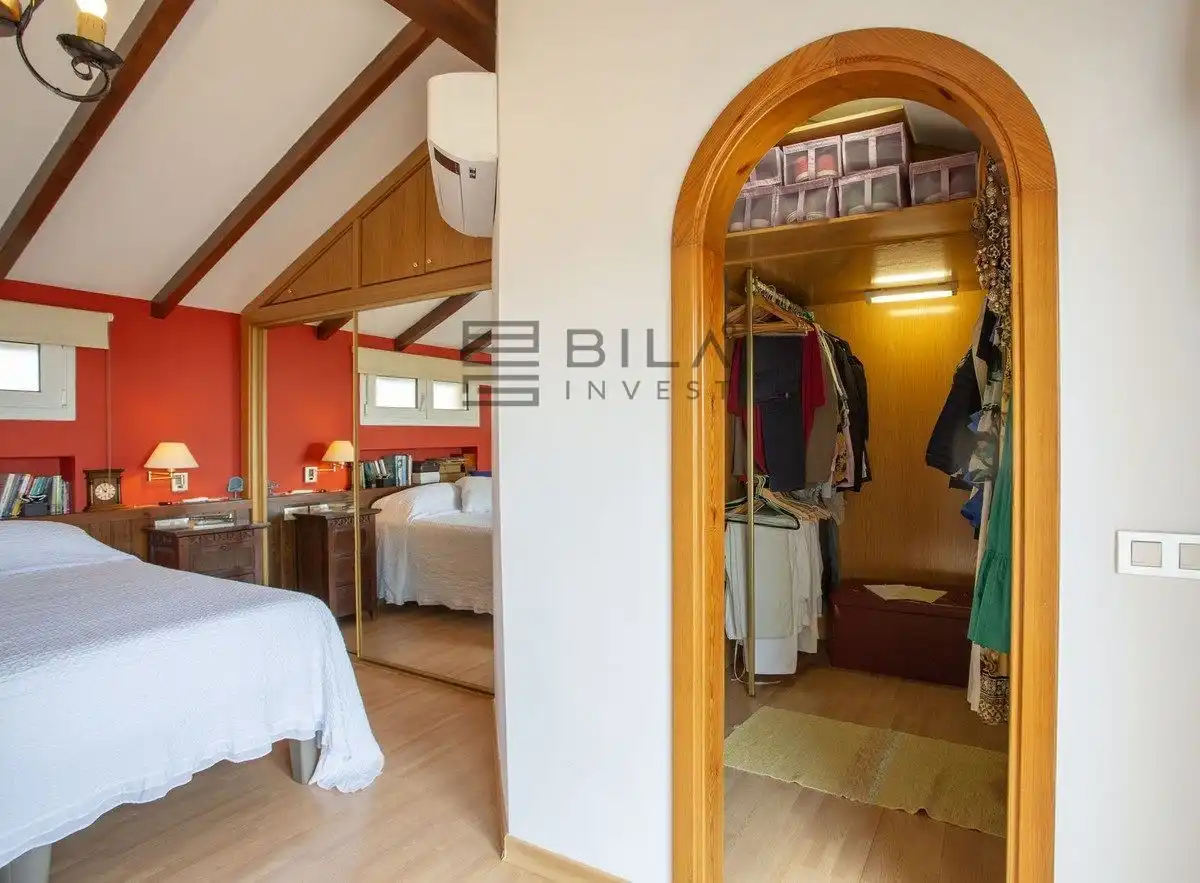 Detached homes for sale in de la Cañada, Rancho Domingo - La Hacienda