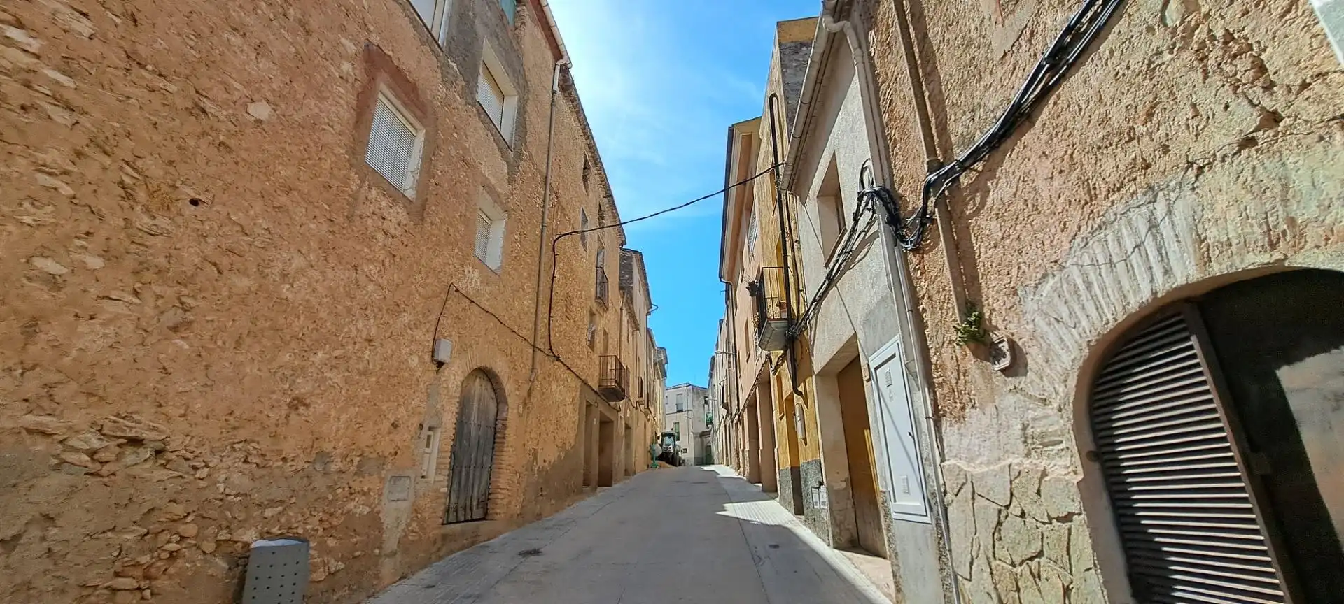 Vista exterior de Casa o chalet en venta en Tivissa con Terraza, Amueblado y Balcón