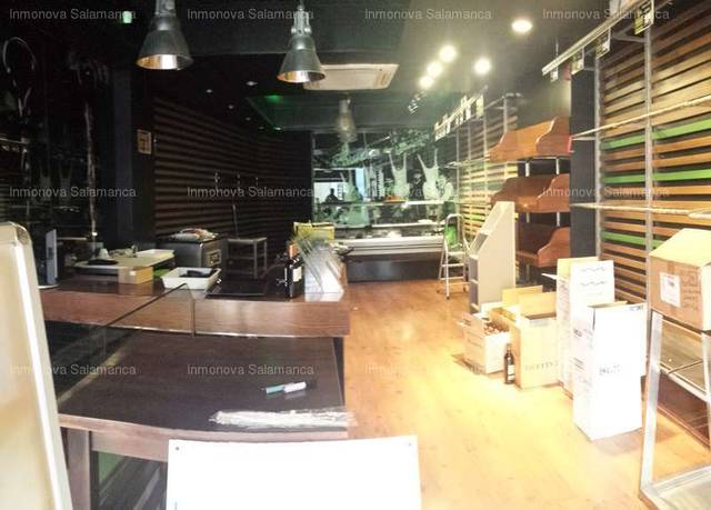 Local comercial en Alquiler en Barrio del Centro