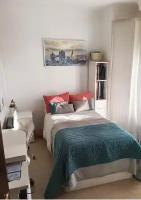 Habitación de Casa o chalet en venta en Lucena con Alarma