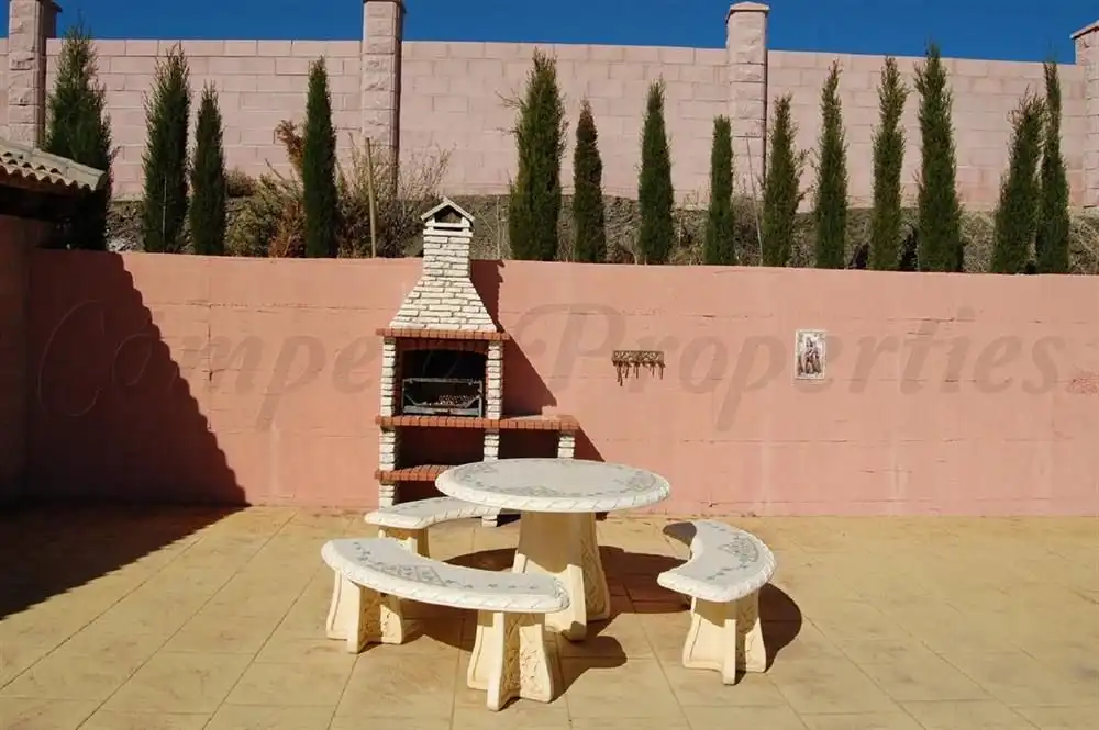 Casa amb piscina en venda a Sedella, imagen 3