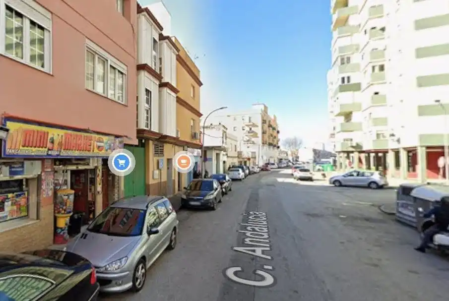 Vista exterior de Pis en venda en La Línea de la Concepción