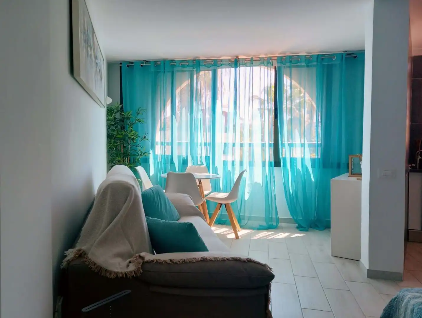 Habitación de Estudio en venta en Arona con Terraza, Piscina y Balcón