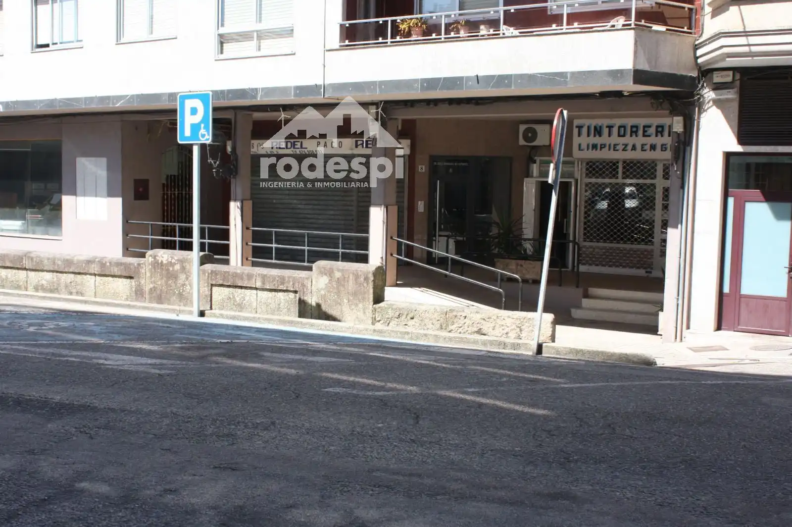 Local comercial en alquiler en Ponteareas