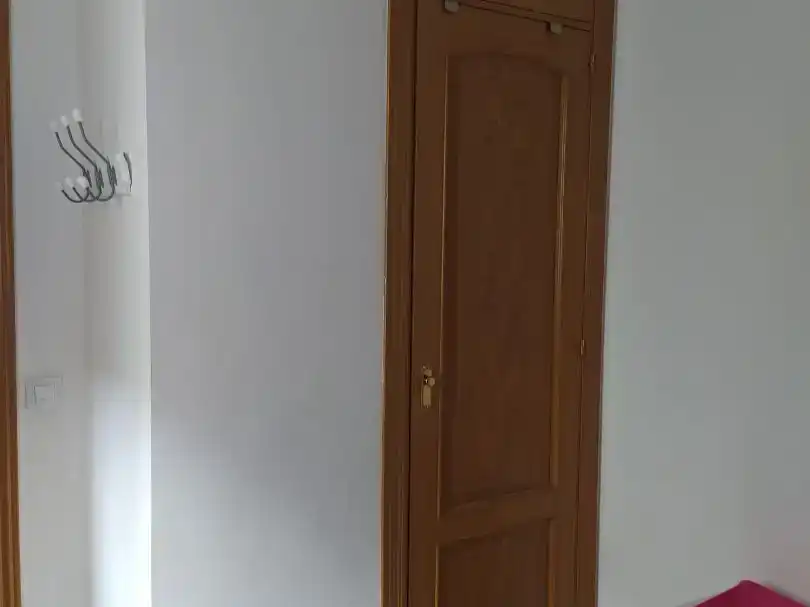 Schlafzimmer von Wohnung zur Miete in  Sevilla Capital mit Klimaanlage und Schwimmbad