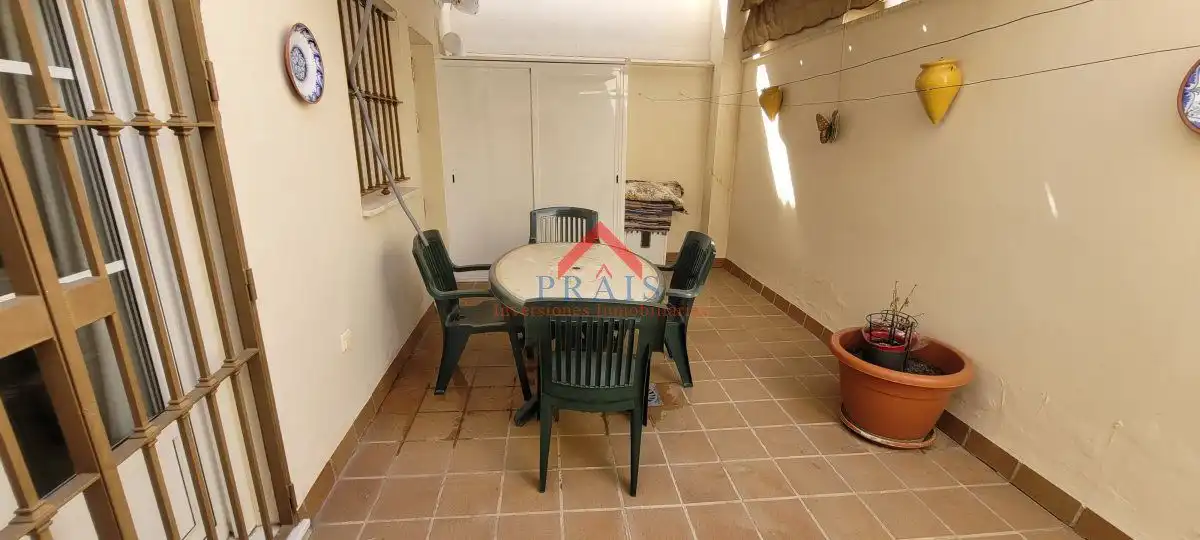Jardín de Casa adosada en venta en Utrera con Aire acondicionado, Trastero y Amueblado
