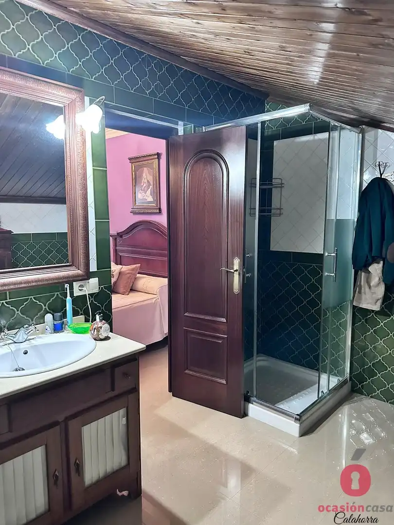 Dormitori de Casa o xalet en venda en Córdoba amb Aire condicionat, Jardí privat i Terrassa