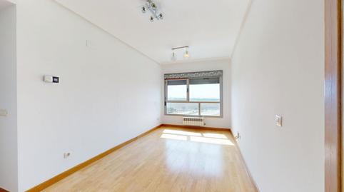 Foto 5 de Piso de alquiler en Avenida de la Gran Vía del Sureste, Ensanche de Vallecas - La Gavia,  Madrid Capital