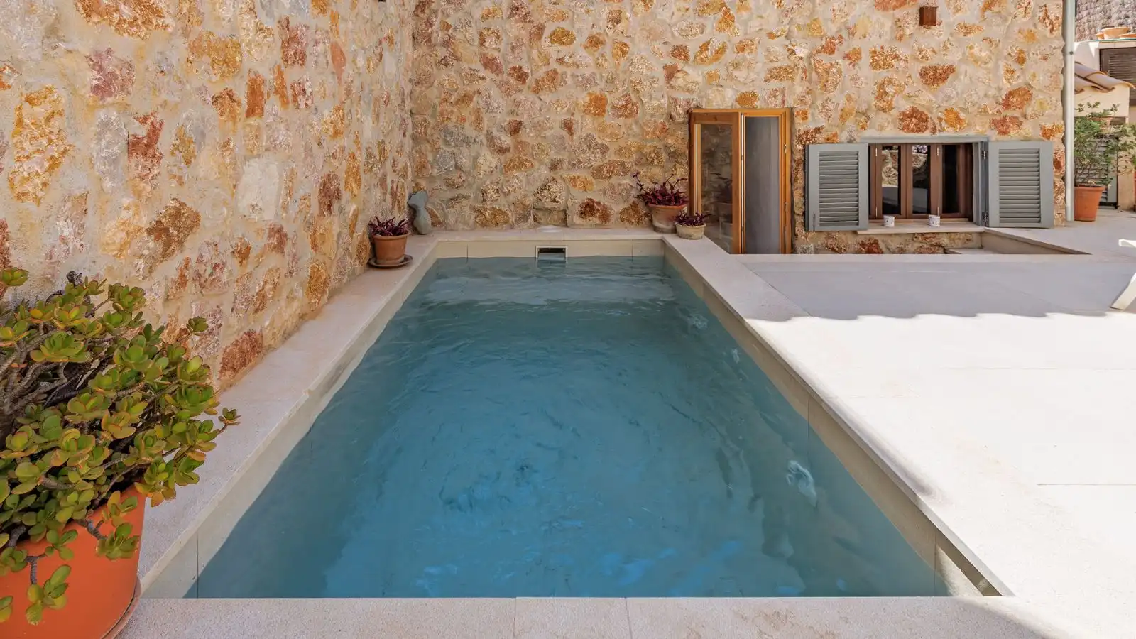 Piscina de Casa adosada en venda en Pollença amb Aire condicionat, Calefacció i Terrassa