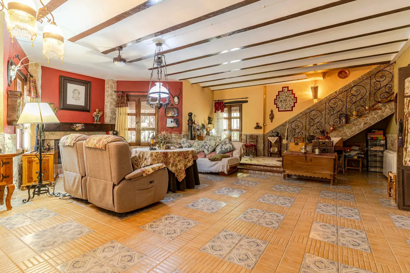 Sala de estar de Casa o chalet en venta en Huelma con Jardín privado y Sauna