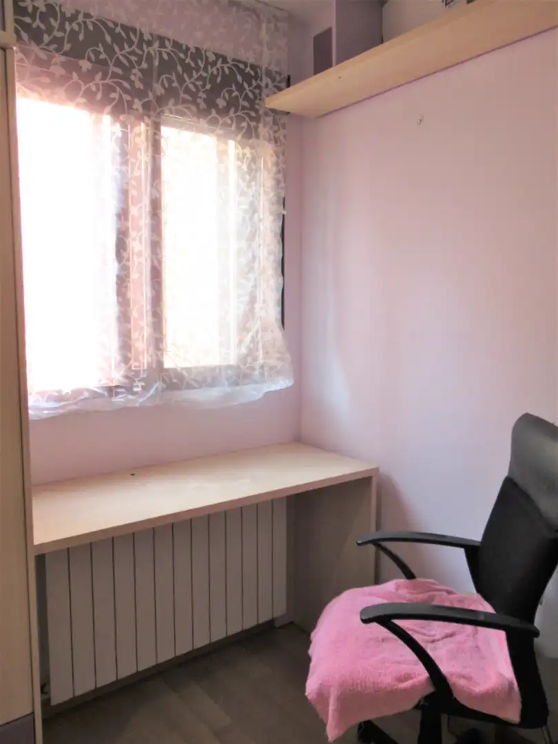Habitación de Piso de alquiler en Zaragoza con Calefacción, Parquet y Amueblado