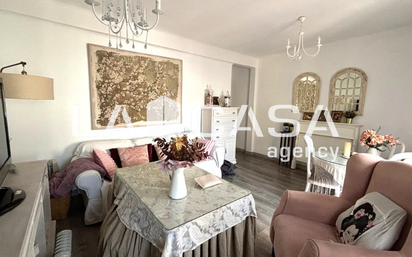 Living room of Flat for sale in  Sevilla Capital  with Terrace