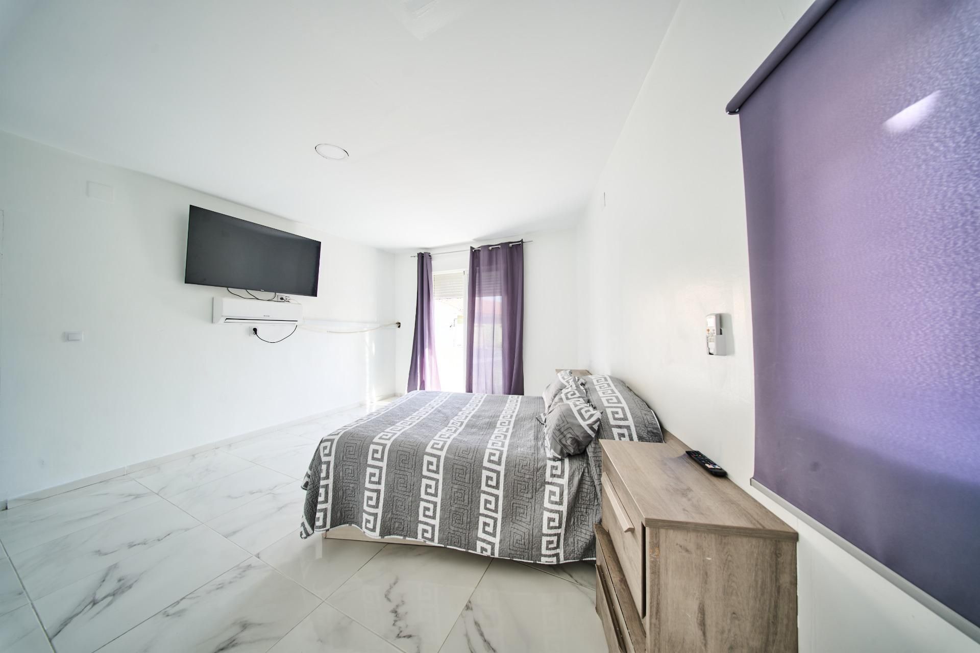 Single-family semi-detached for sale in  AYUNTAMIENTO, 4, Láchar