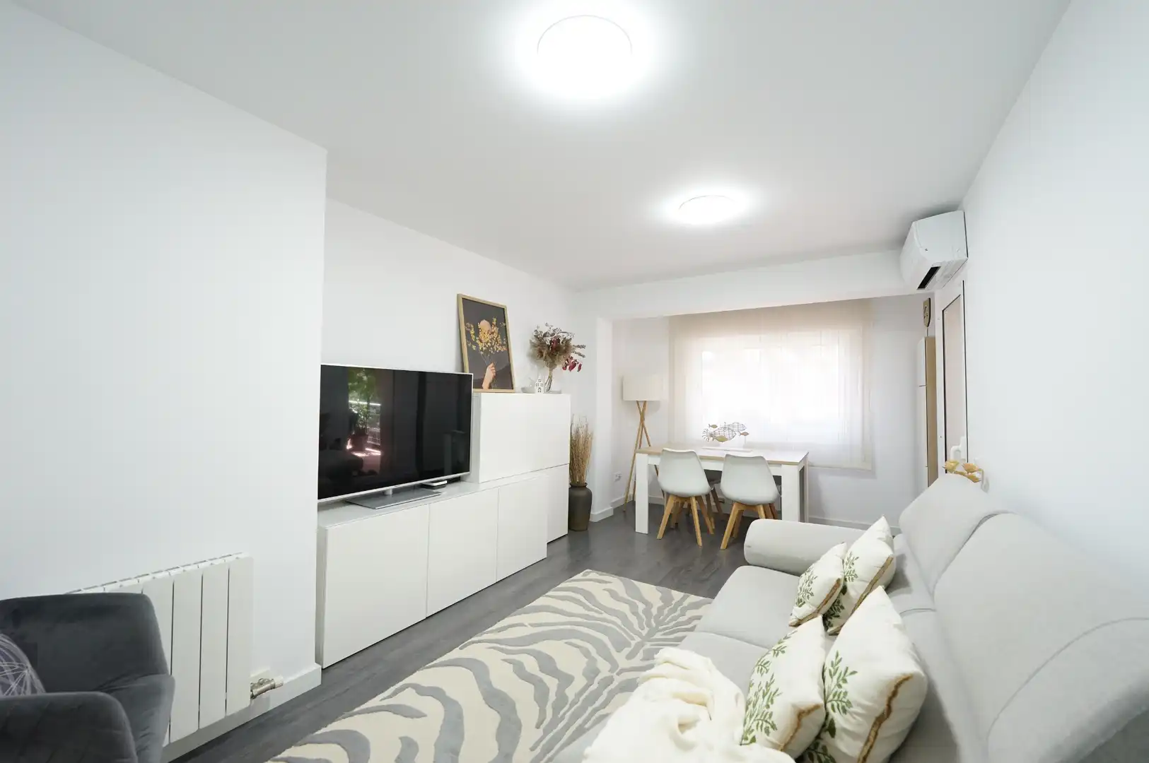 Sala de estar de Piso en venta en Barcelona con Aire acondicionado, Calefacción y Parquet
