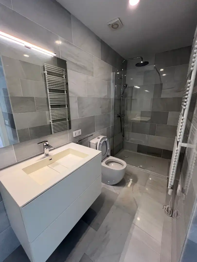 Bathroom of Houses for sale in Cabrils  with Air Conditioner, Heating and Private garden