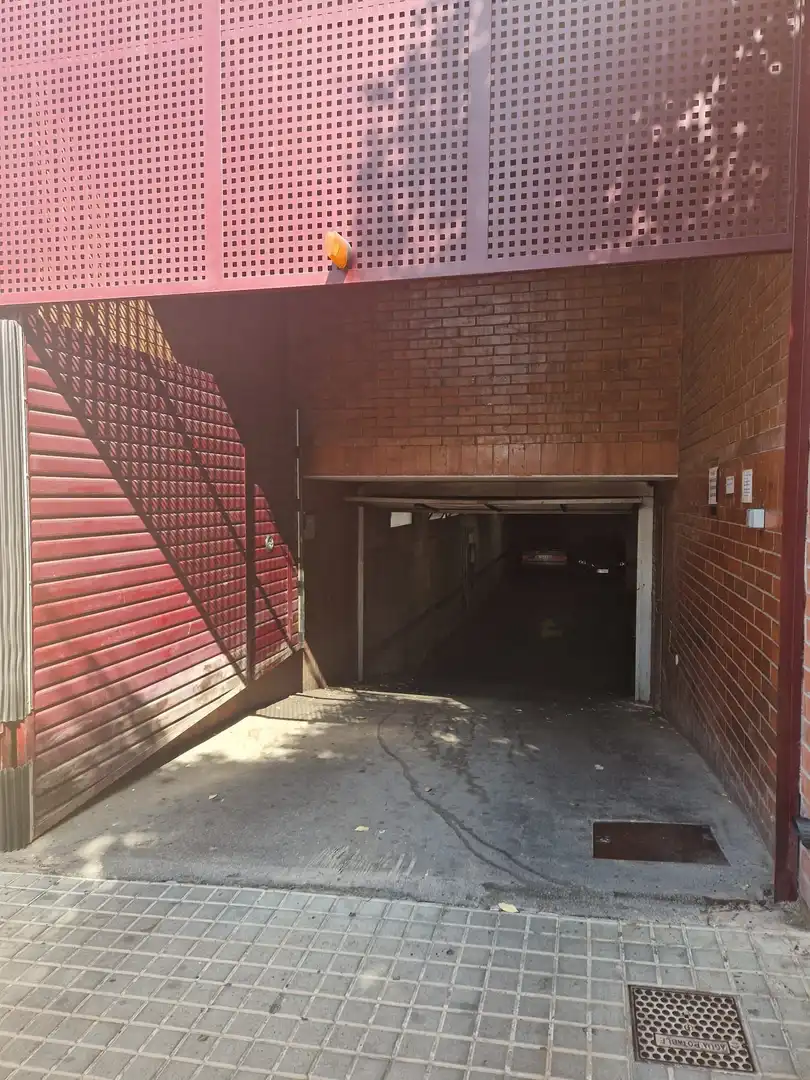 Parking of Garage for sale in Santa Coloma de Gramenet