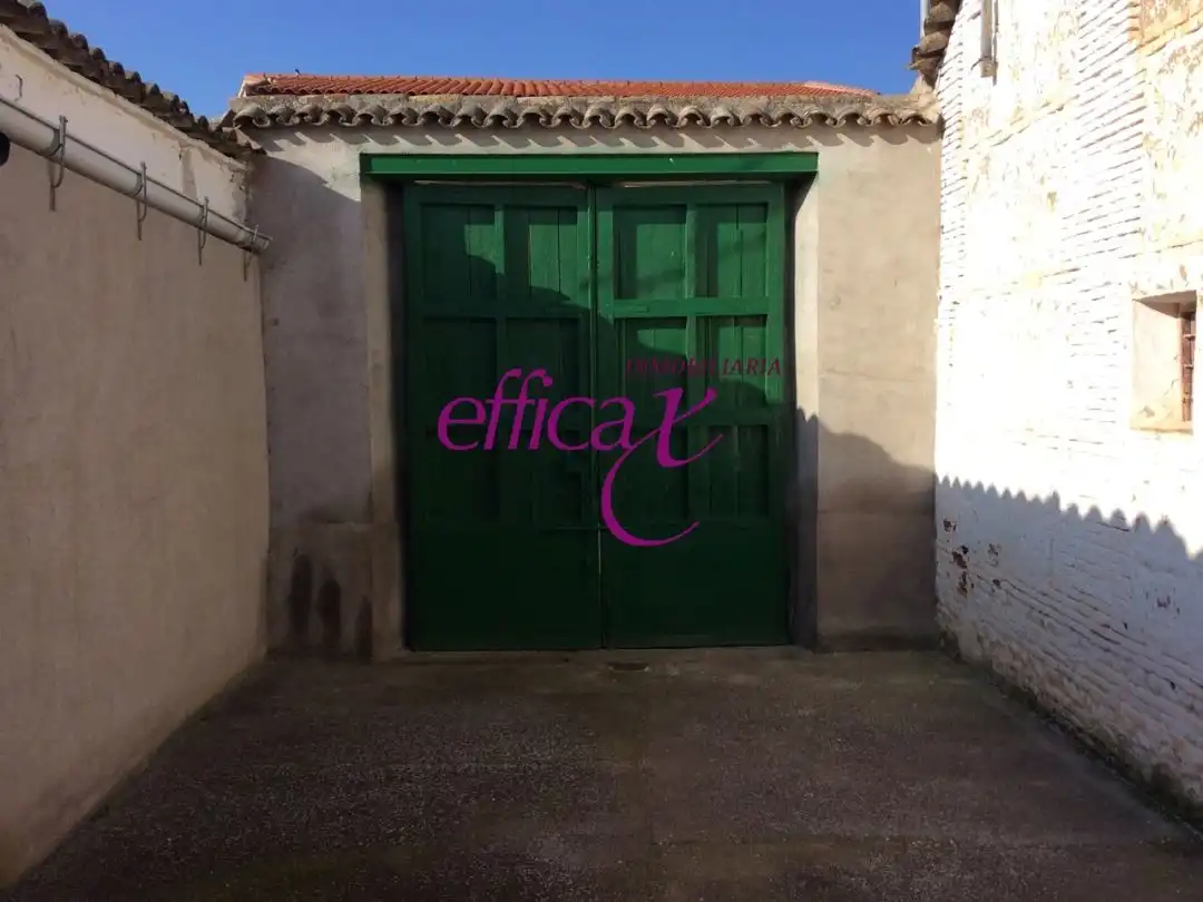 Exterior view of Industrial buildings for sale in El Carpio de Tajo