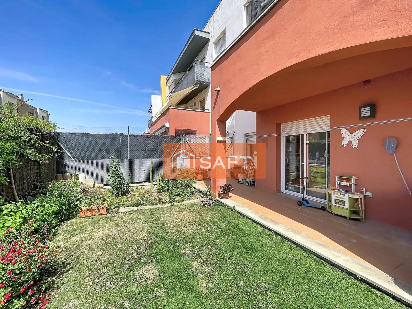 Vista exterior de Piso en venta en Sant Martí Sarroca con Calefacción