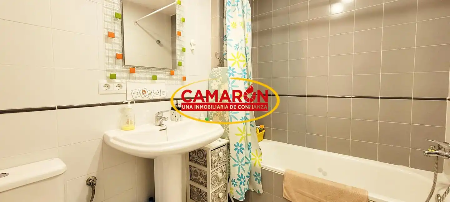 Baño de Casa adosada en venta en Coria del Río con Aire acondicionado