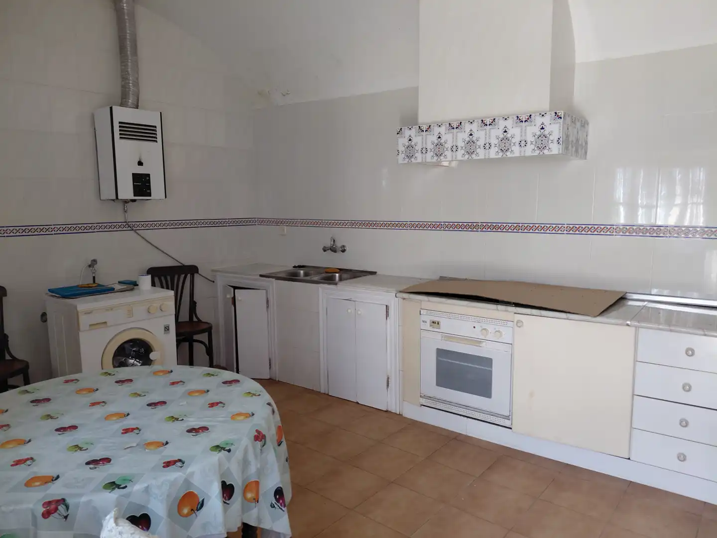Cuina de Casa o xalet en venda en Fuente de Cantos amb Moblat i Rentadora