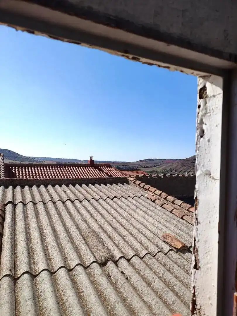 Vista exterior de Casa adosada en venda en Carrizosa amb Balcó