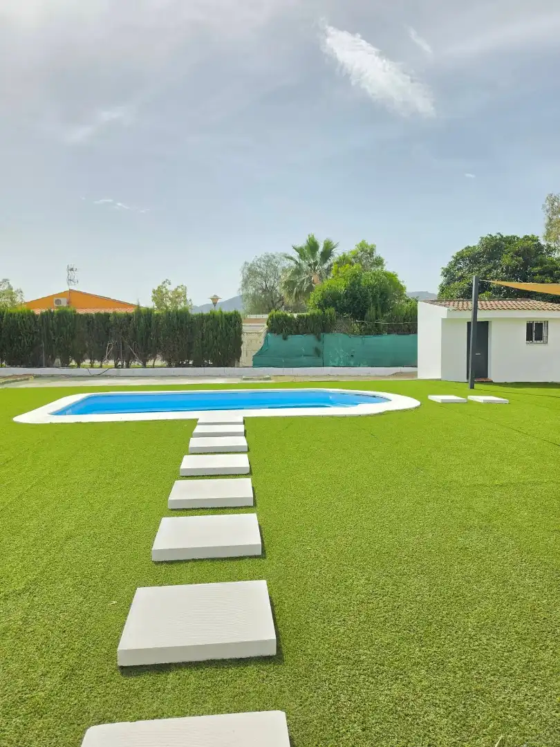 Schwimmbecken von Country house zum Verkauf in Cártama mit Klimaanlage, Privatgarten und Schwimmbad