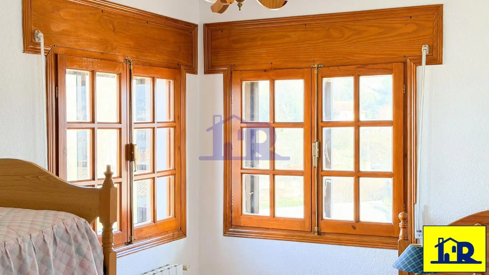 Casa o chalet en venta en Fuentes con Calefacción, Terraza y Trastero