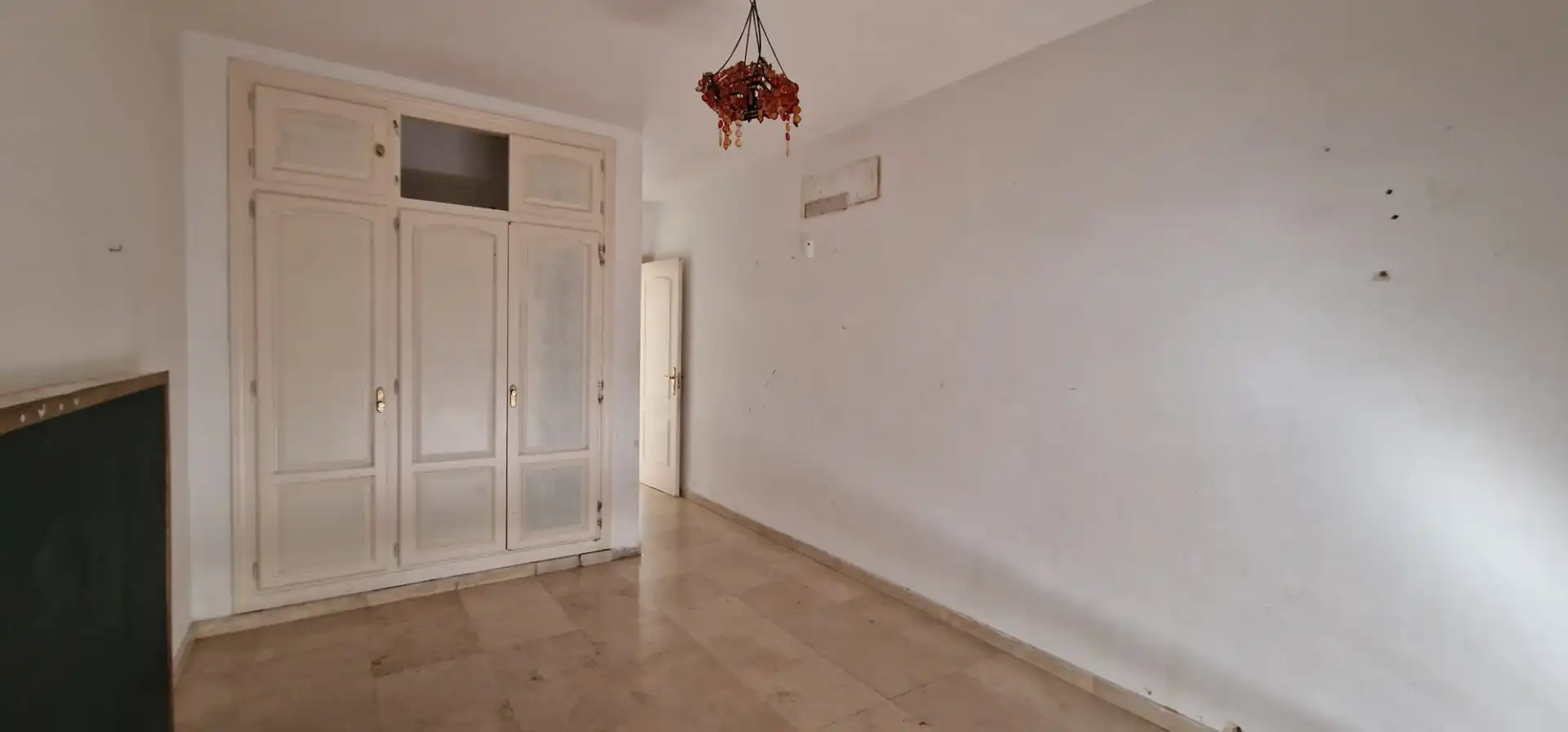 Piso en venta en Estepona con Jardín privado, Terraza y Piscina