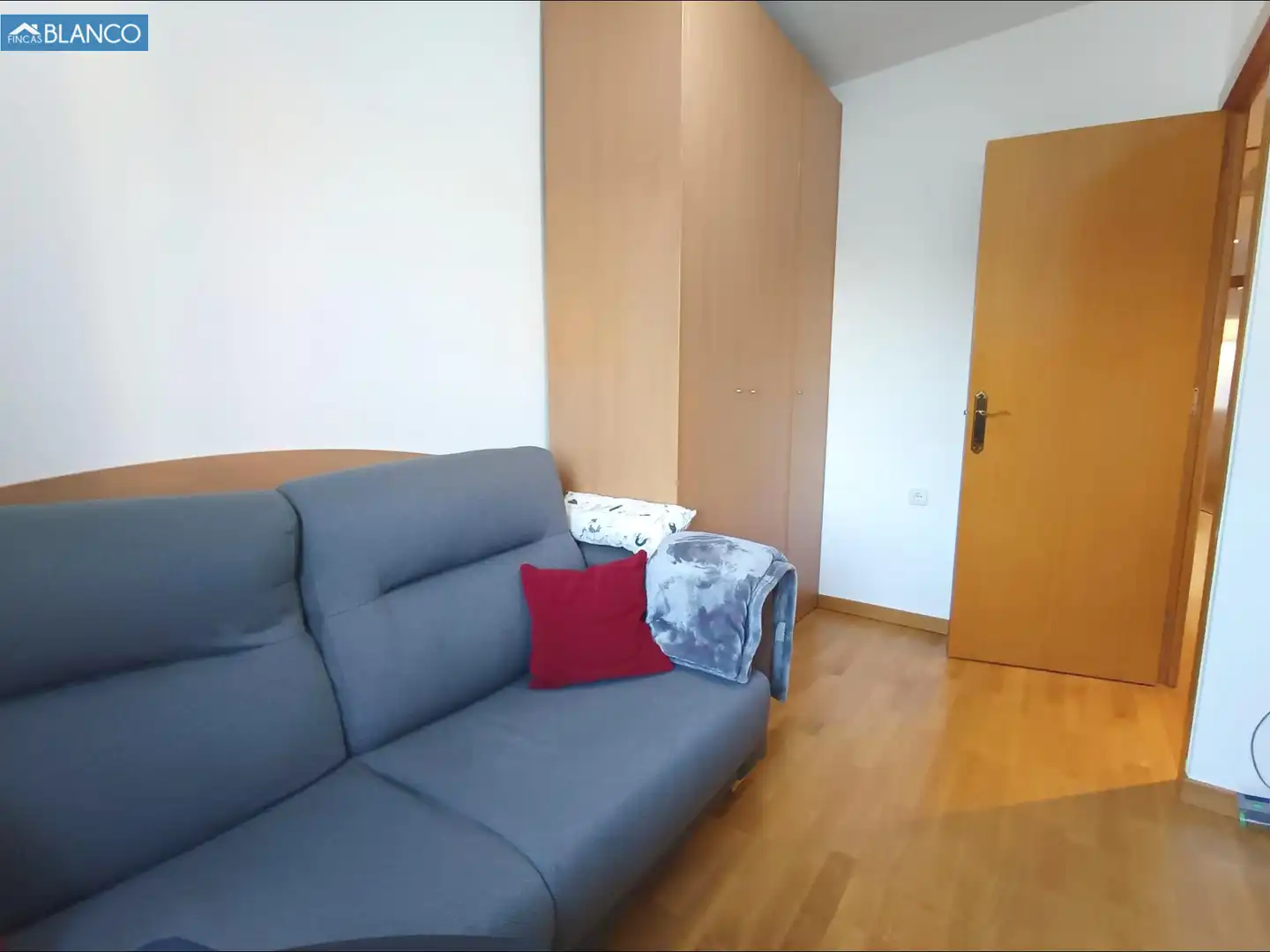 Bedroom of Houses for sale in L'Hospitalet de Llobregat  with Air Conditioner, Heating and Terrace