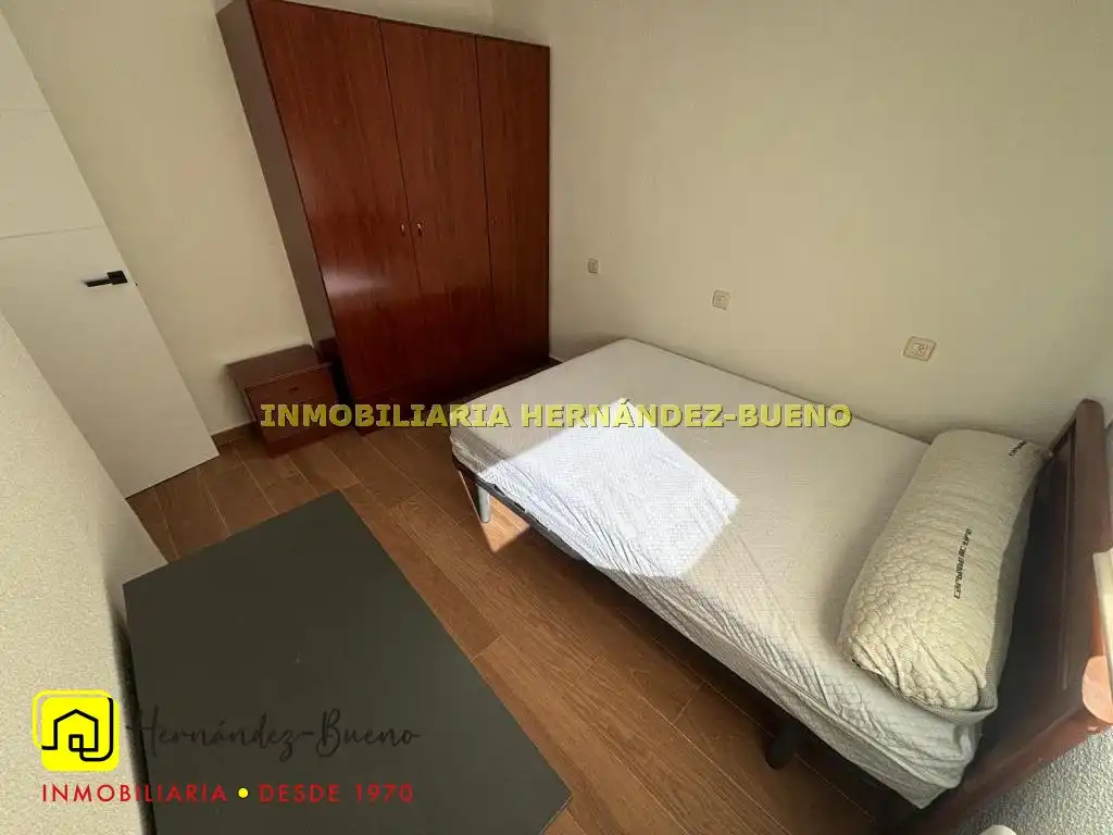 Piso de alquiler en San Bernardo