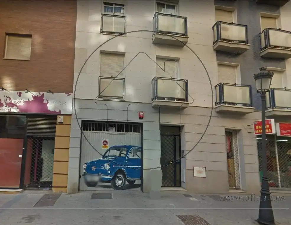 Außenansicht von Garage zur Miete in Huelva