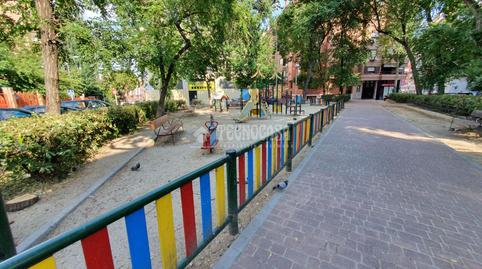 Foto 4 de Edifici en venda a Fuente del Berro, Madrid