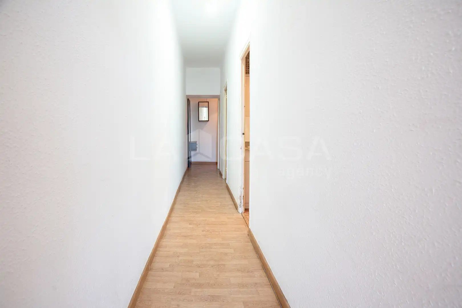 Piso en venta en Barcelona con Balcón