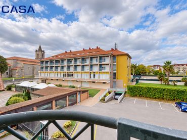 Flat with balcony for sale in Calle la Costa