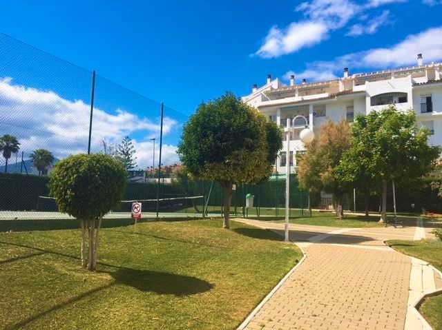 Exterior view of Attic for sale in Marbella  with Heating, Terrace and Storage room