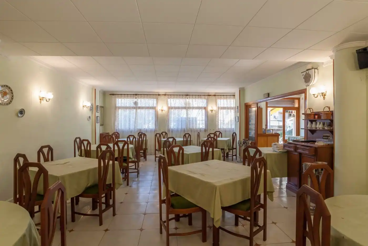 Business premises for sale in Calle CASTILLA LEÓN, imagen 9