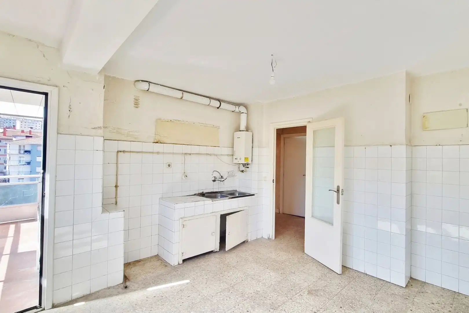 Cocina de Piso en venta en Errenteria con Balcón