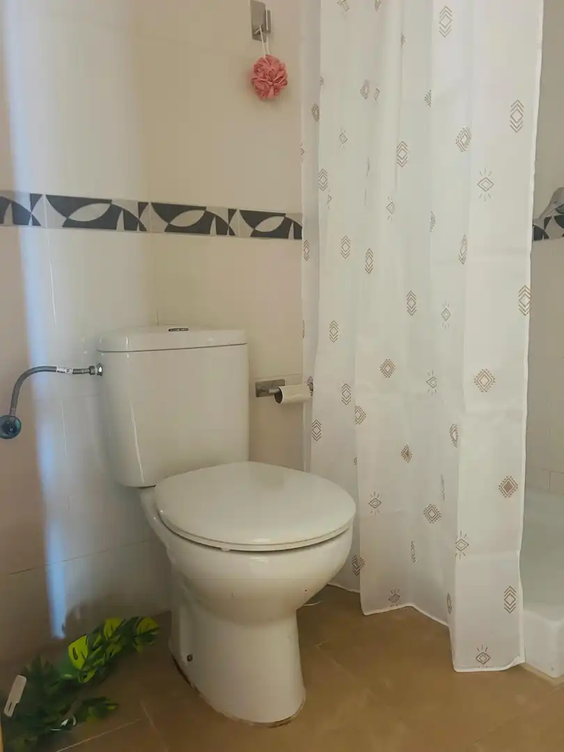 Badezimmer von Wohnungen zum Verkauf in Pilar de la Horadada mit Möbliert und Alarm