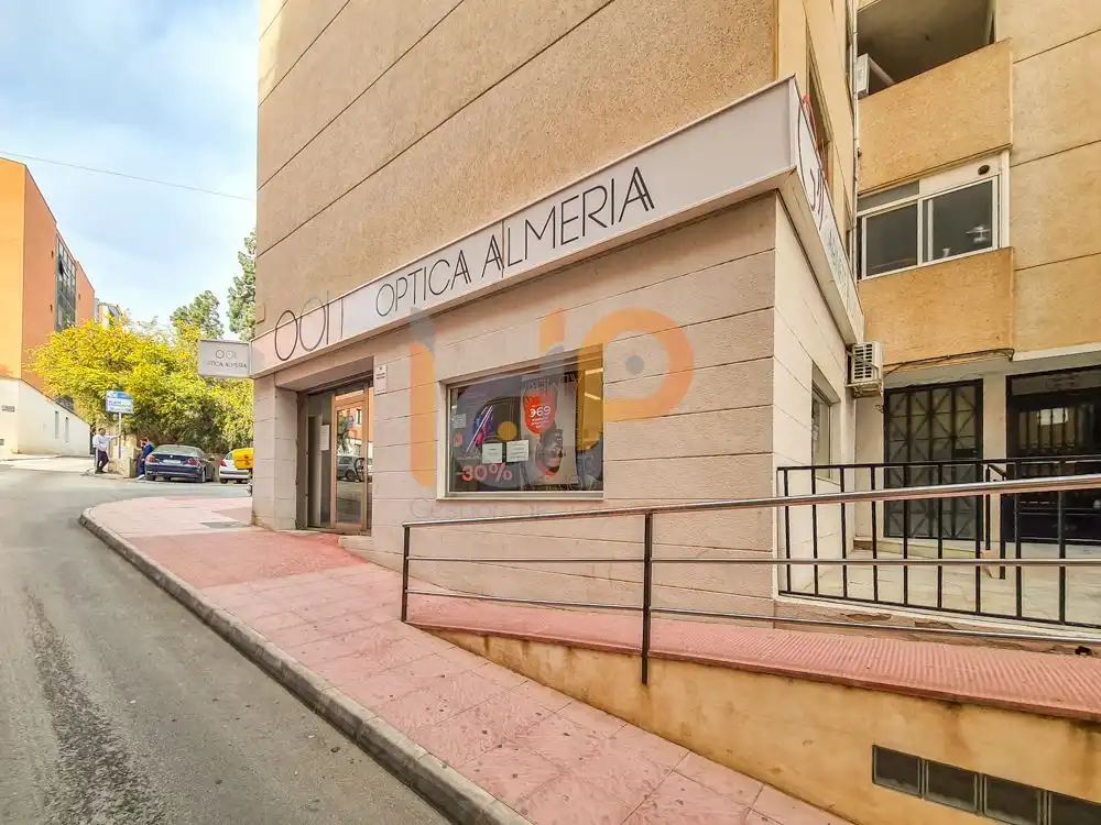 Locale commerciale in vendita a Huércal-Overa