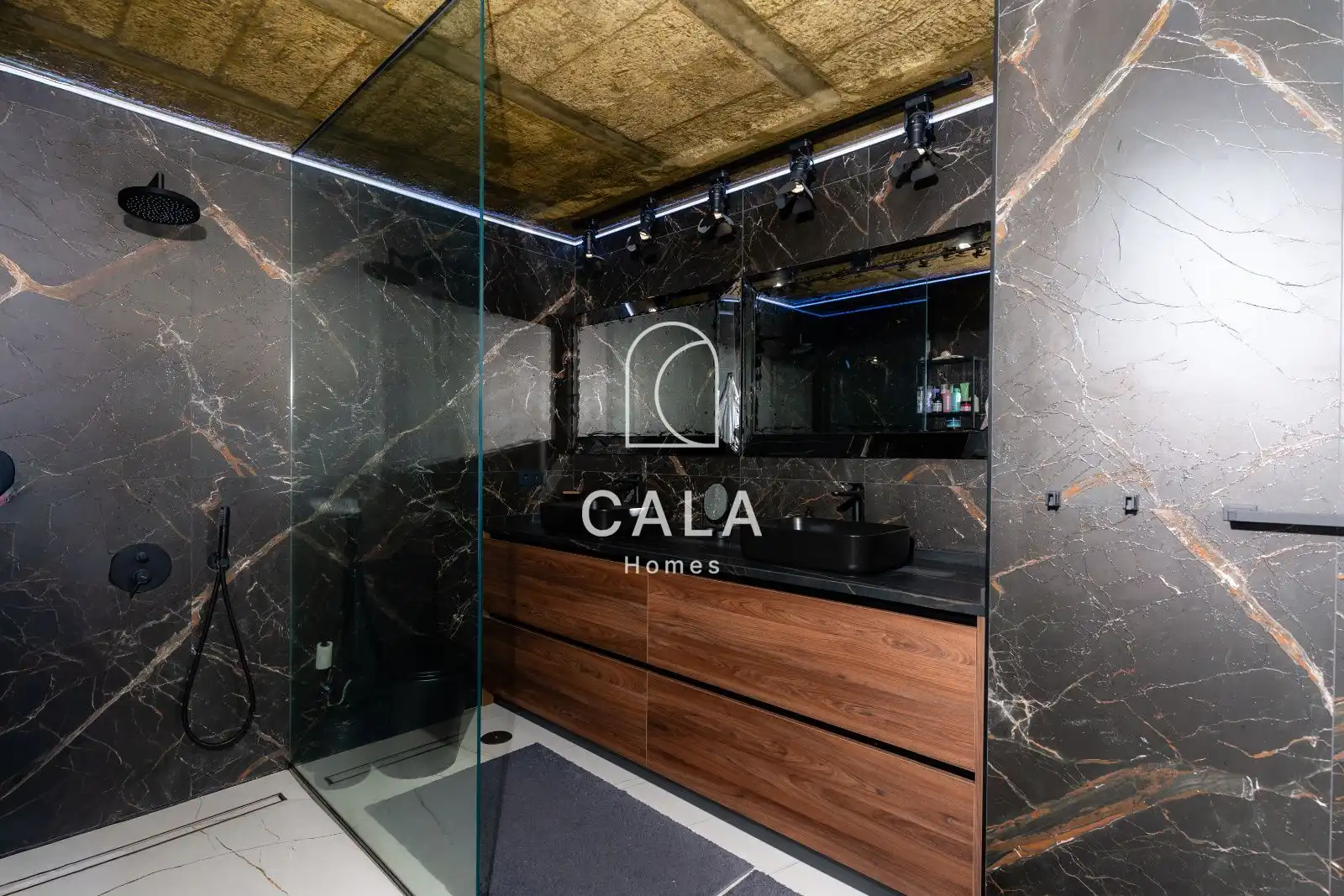 Bany de Casa o xalet en venda en Adeje amb Aire condicionat, Calefacció i Terrassa