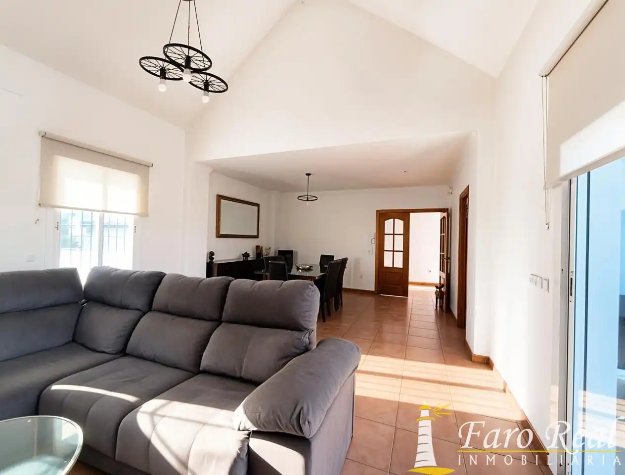 Sala d'estar de Casa o xalet en venda en Sanlúcar de Barrameda amb Jardí privat i Piscina