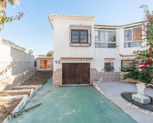 Exterior view of House or chalet for sale in Orihuela  with Balcony