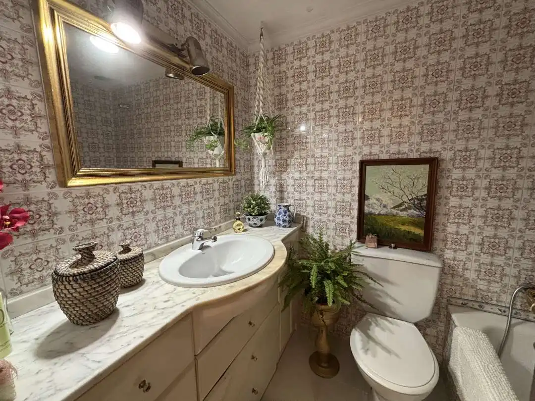 Baño de Piso en venta en Bergara con Terraza y Amueblado