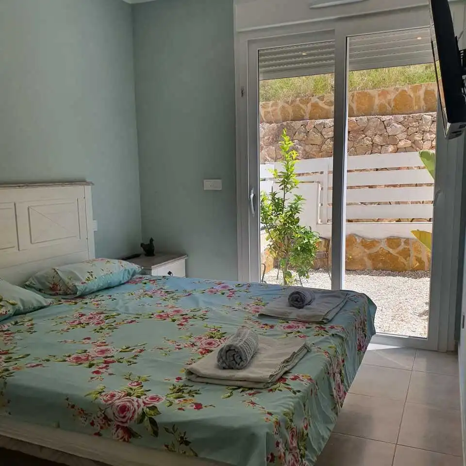 Habitación de Casa adosada en venta en Rojales con Microondas