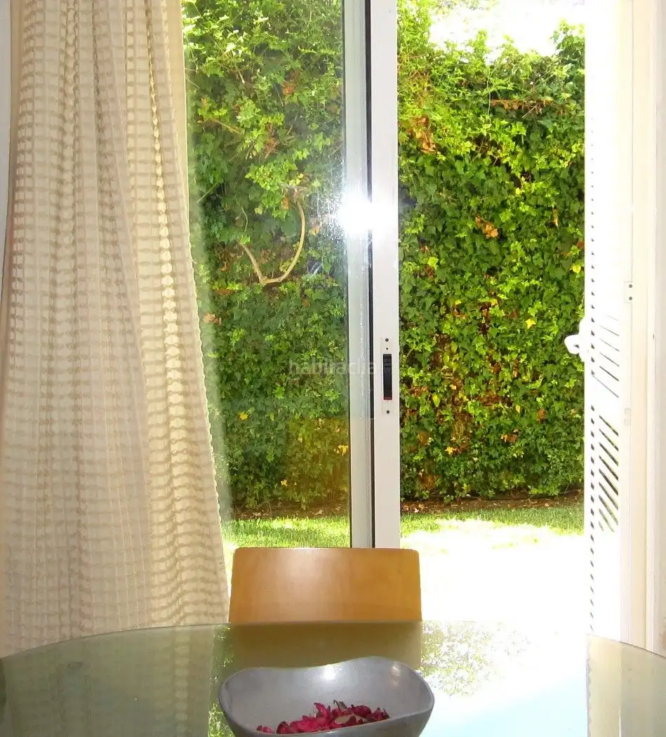 Apartament amb piscina de lloguer a Carrer Gèvova 3, imagen 7