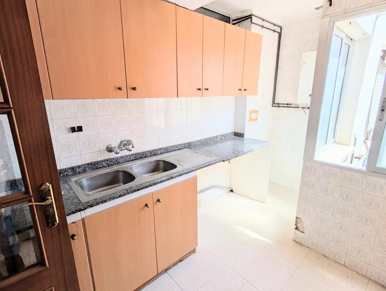 Cocina de Piso en venta en Valencia con Balcón
