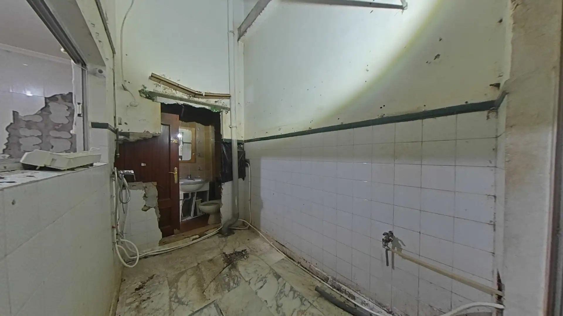 Bathroom of Houses for sale in Sevilla  with Terrace