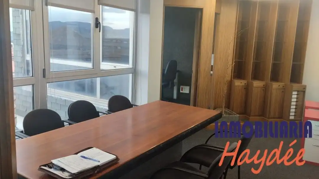 Office for sale in Getxo   with Air Conditioner, Heating and Storage room
