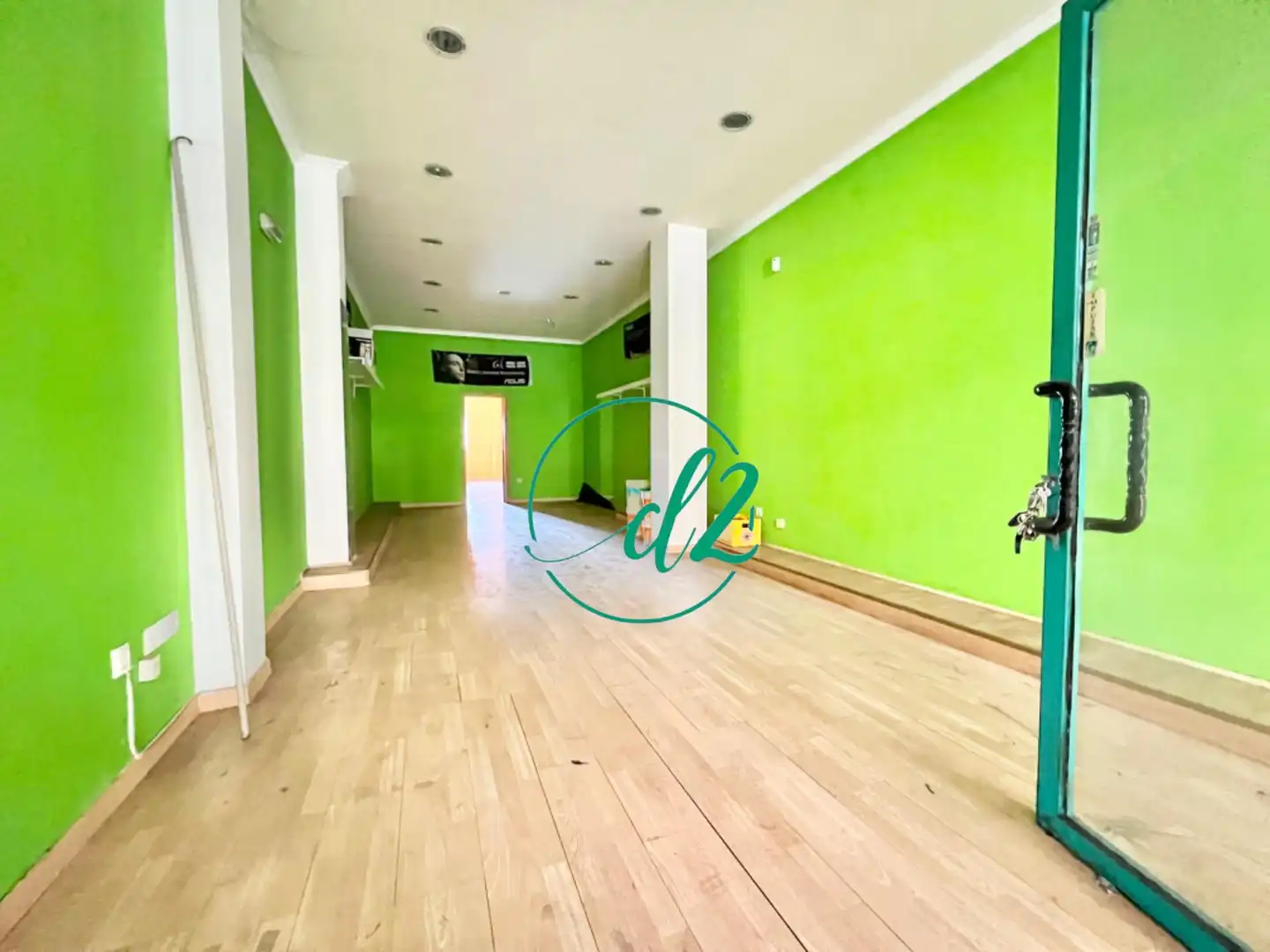 Business premises for sale in Avenida DE PORTUGAL, imagen 2