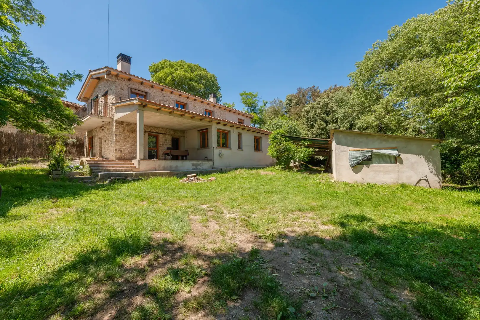 Vista exterior de Finca rústica en venda en Mieres (Girona)